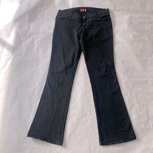 Dickies jeans.